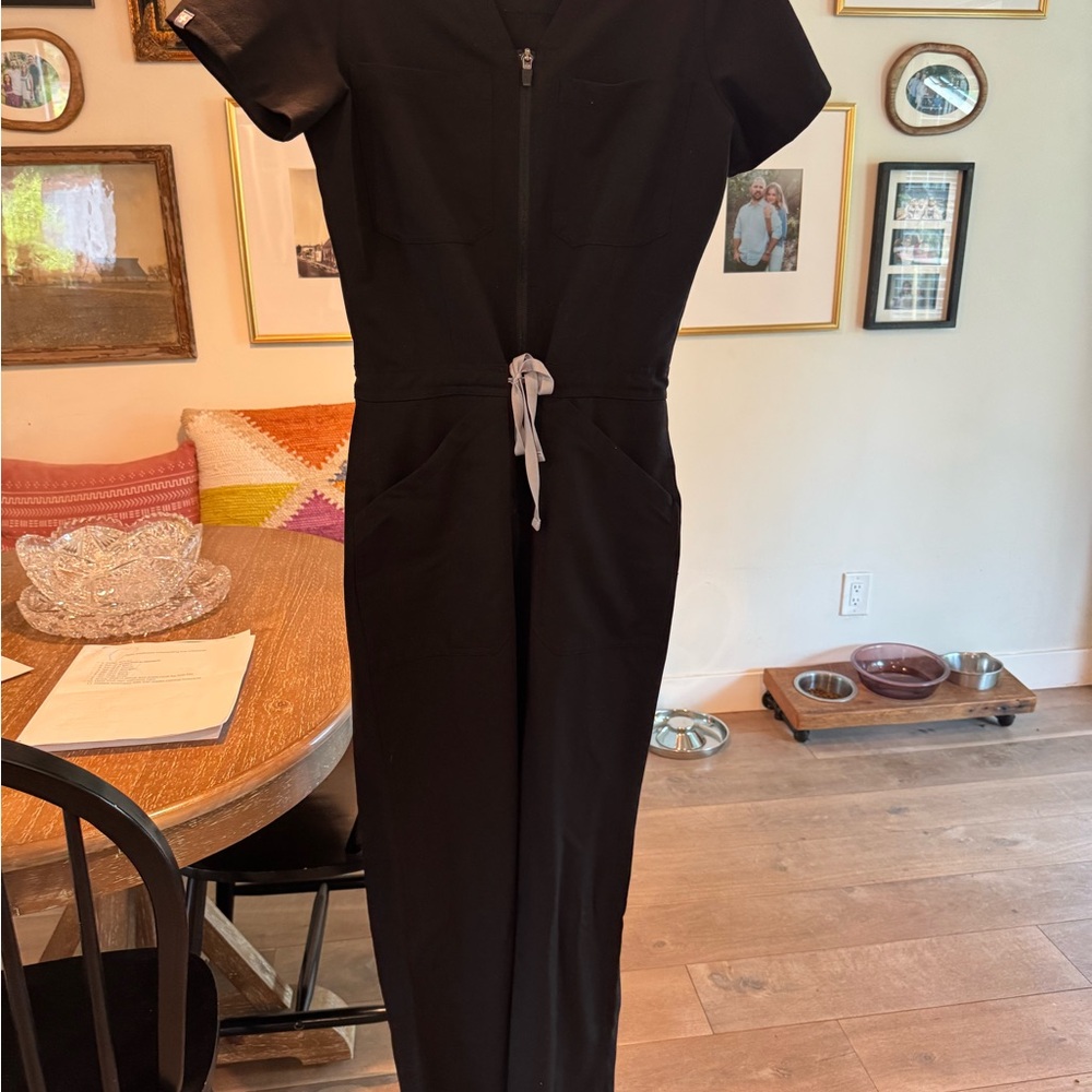 Fig Catrina Scrubs Jumpsuit-  I am 5 foot two and the length is good!